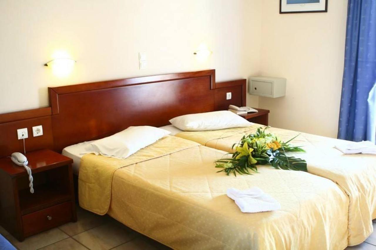 אליקאנאס Zante Village Hotel מראה חיצוני תמונה