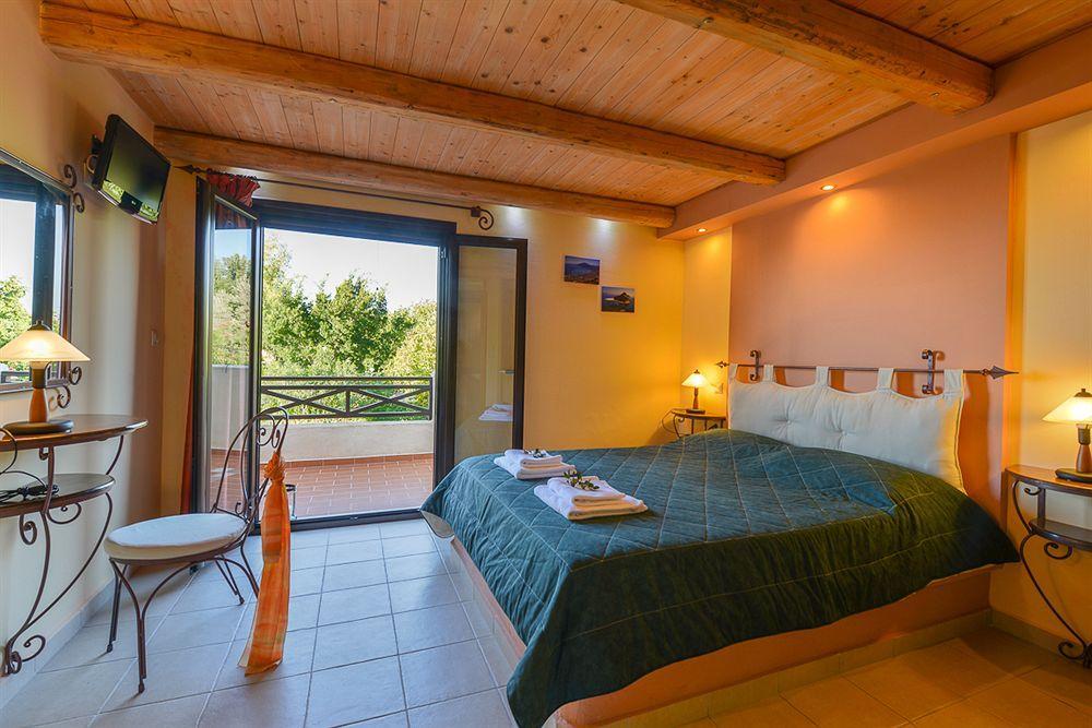 אליקאנאס Zante Village Hotel מראה חיצוני תמונה