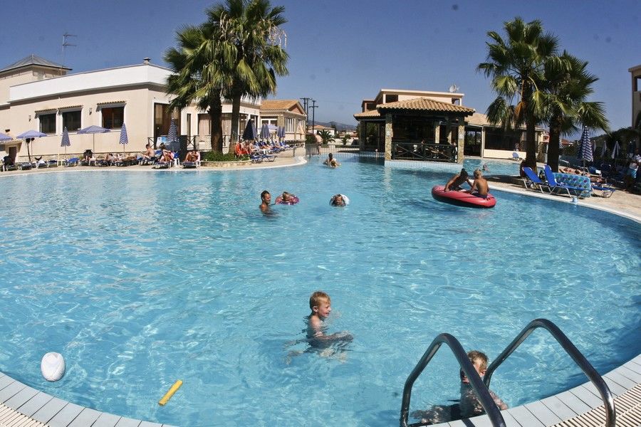 אליקאנאס Zante Village Hotel מראה חיצוני תמונה